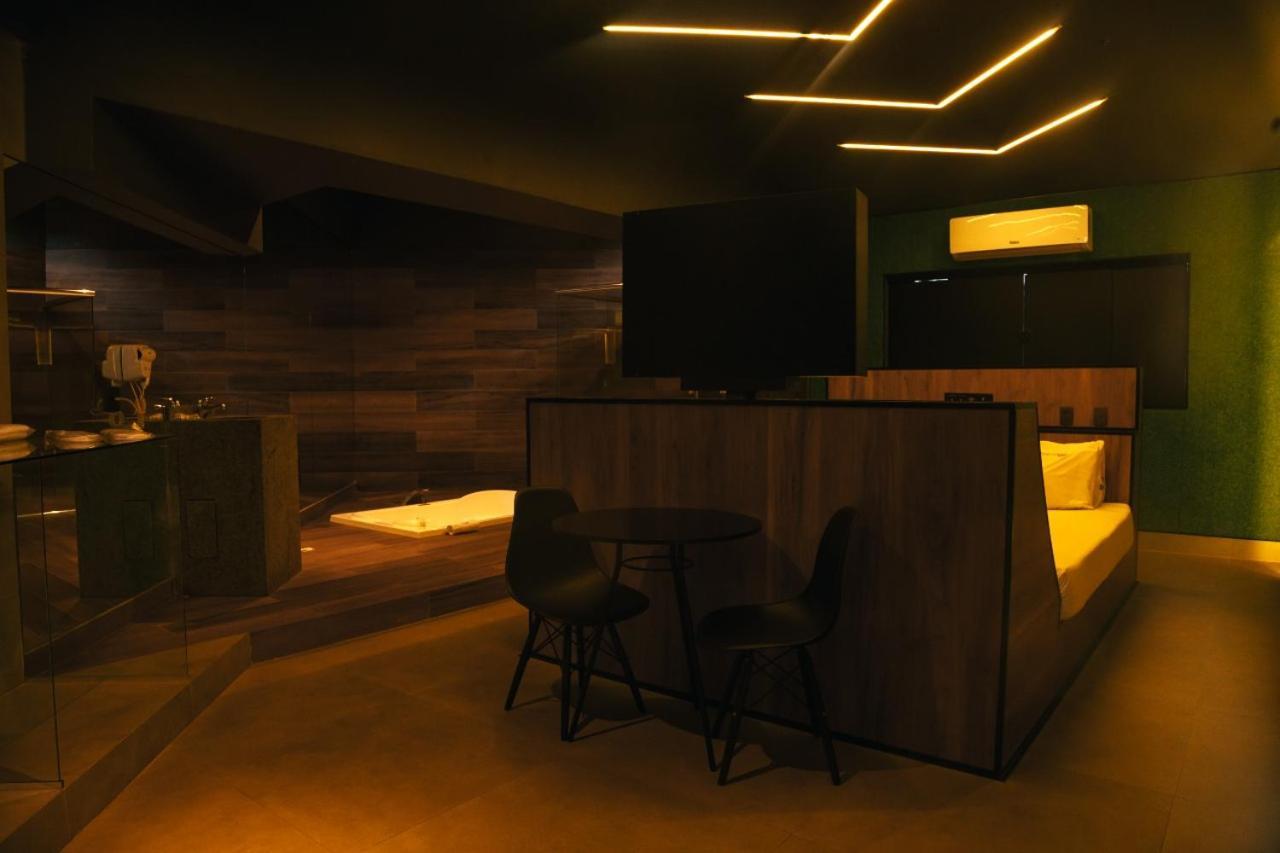 Motel Platinum Londrina Luaran gambar